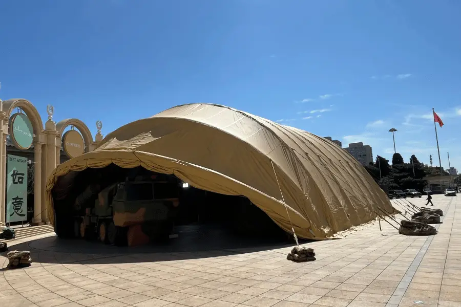 High pressure Inflatable tent 11