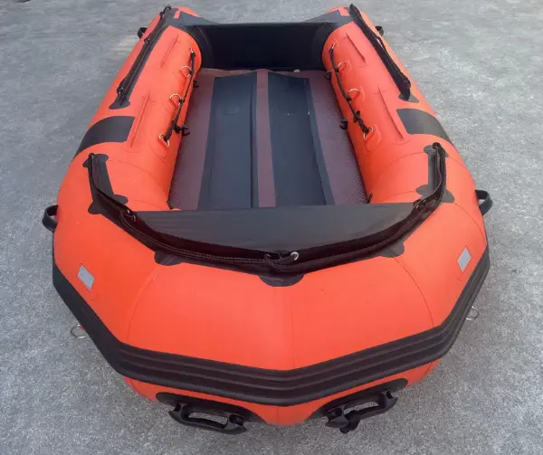 Inflatable professional rescue boat